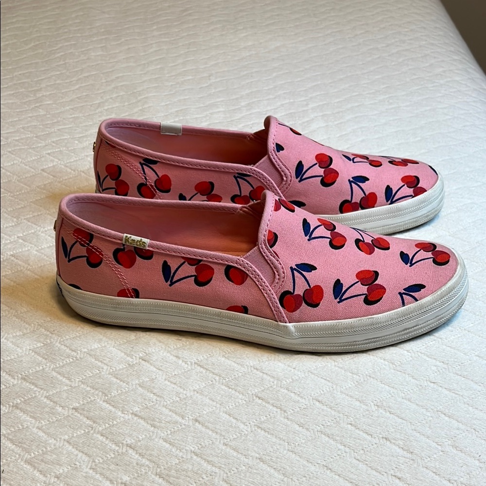 Kate Spade x Ked’s like new Pink and Red Cherry slip on loafers, W size 9 - Picture 7 of 11